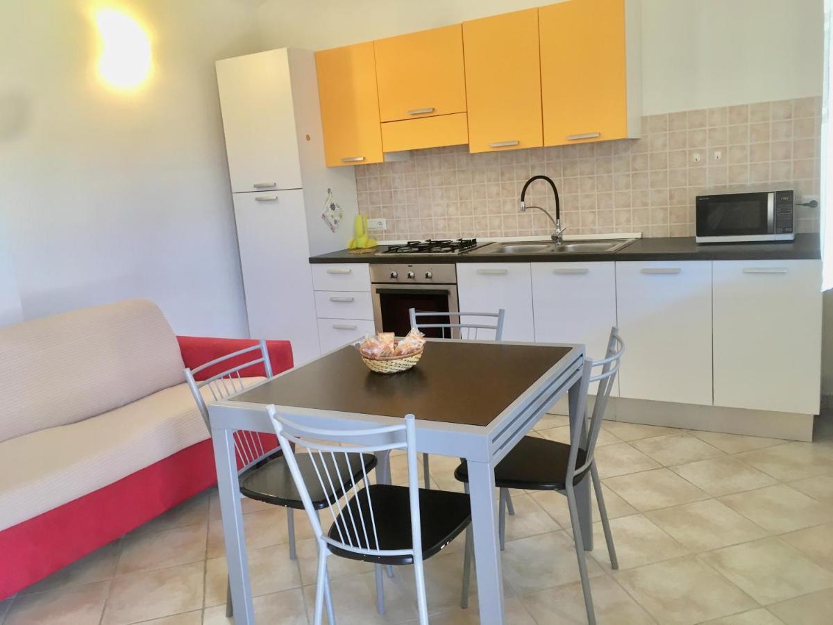Residence S'Oggiastrone تانايونيلا المظهر الخارجي الصورة